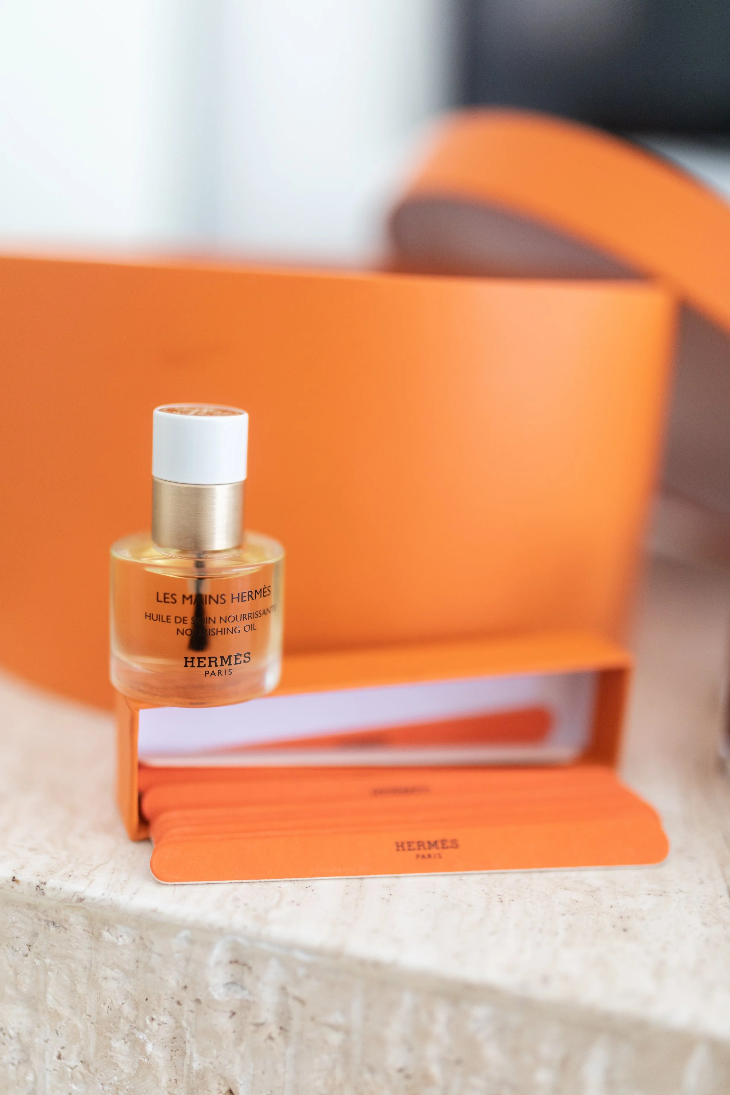 Les Mains Hermès — MUSINGS OF LI CHI PAN